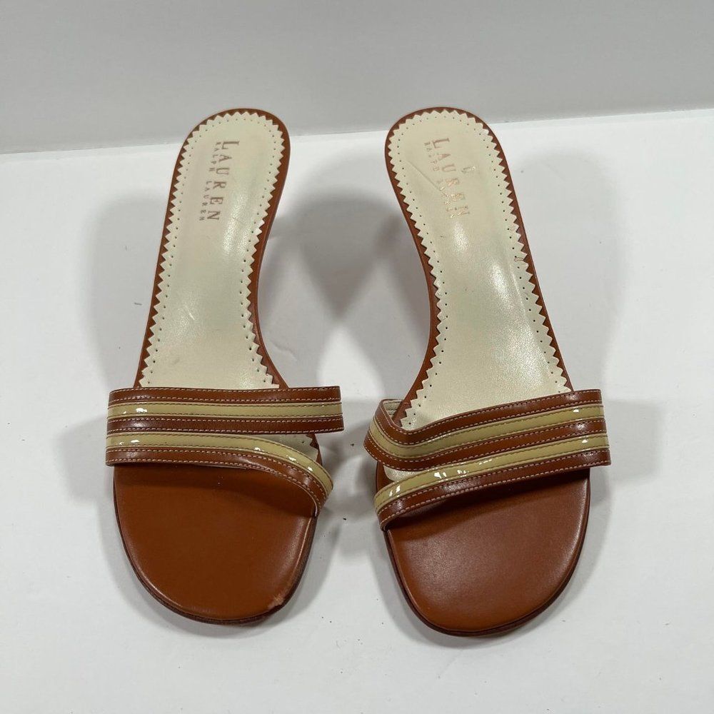 Lauren Ralph Lauren Slip On kitten heel